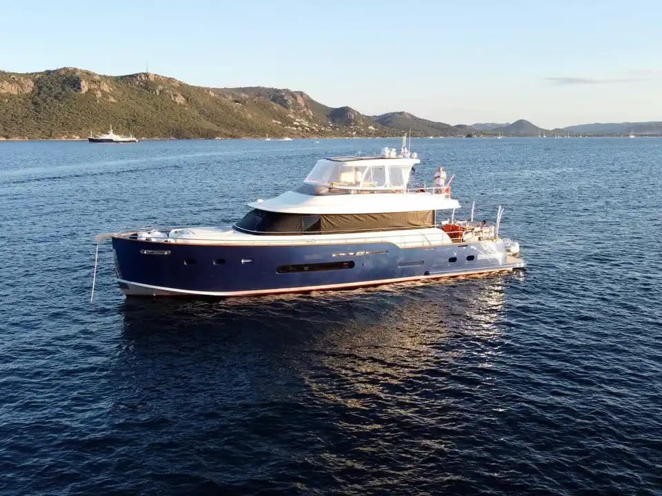 Azimut Magellano 74 for Sale