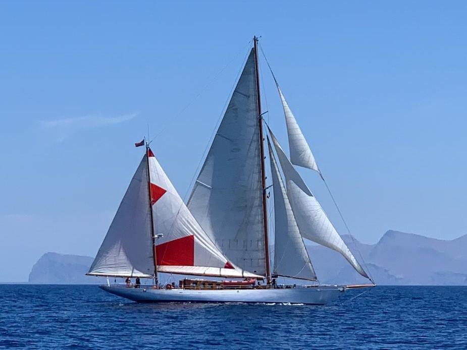 1933 Camper and Nicholsons Classic 114'