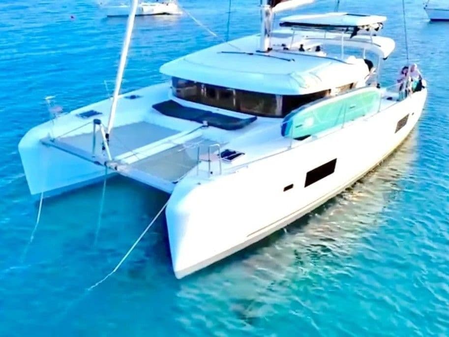 Lagoon 42 for Sale