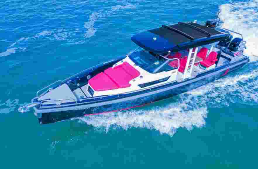 2018 Axopar 37 Sun-Top