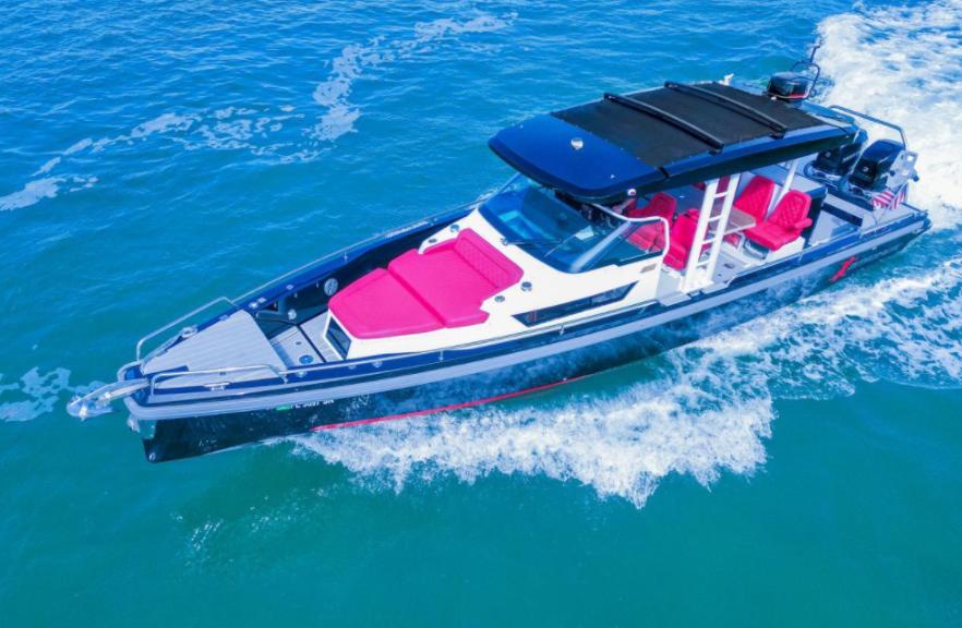 2018 Axopar 37 Sun-Top