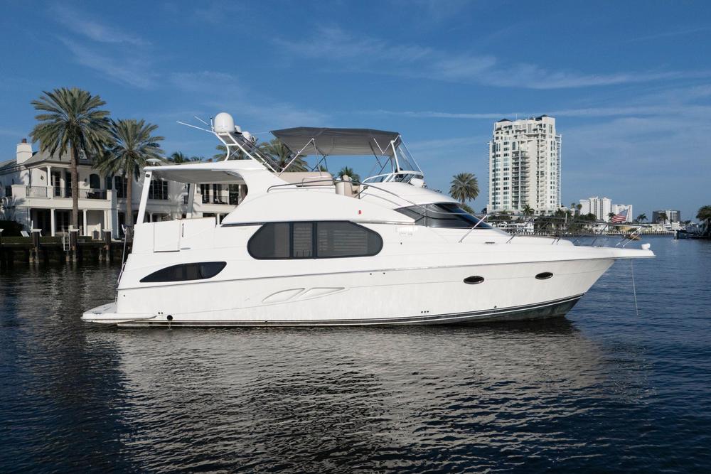 2004 Silverton 43 Motor Yacht