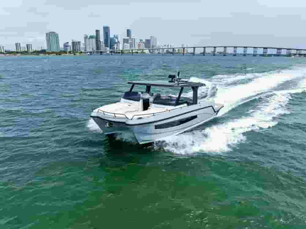 2024 TESORO YACHTS T38 Power Cat