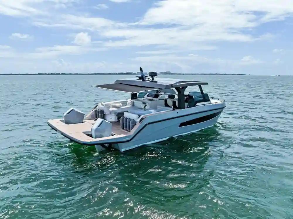 TESORO YACHTS T38 Power Cat For Sale