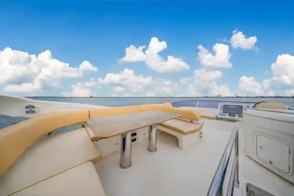 2015 Absolute 56 FLY a la venta en Miami, Florida Flybridge 4