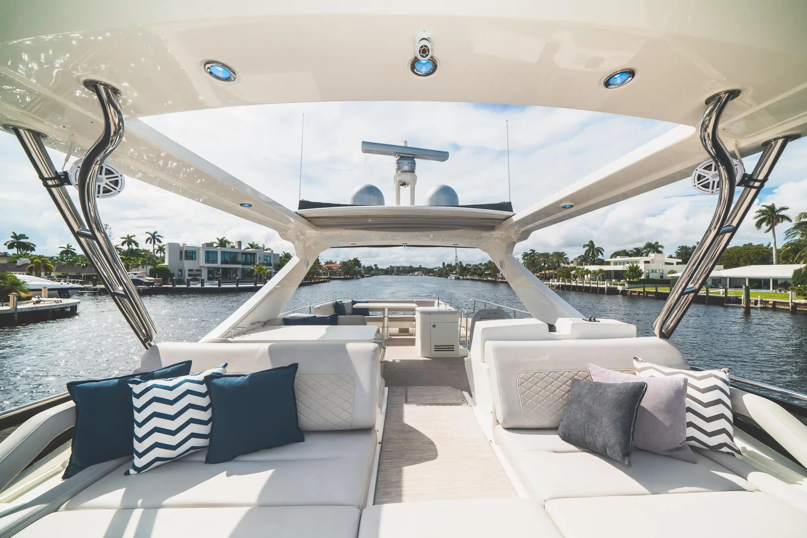 2017 Sea Ray L650 Fly for Sale in Sunny Isles Beach, Florida Flybridge 1