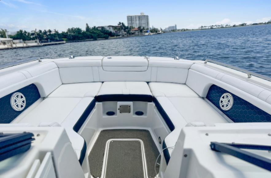 2018 Sea Ray SDX 290