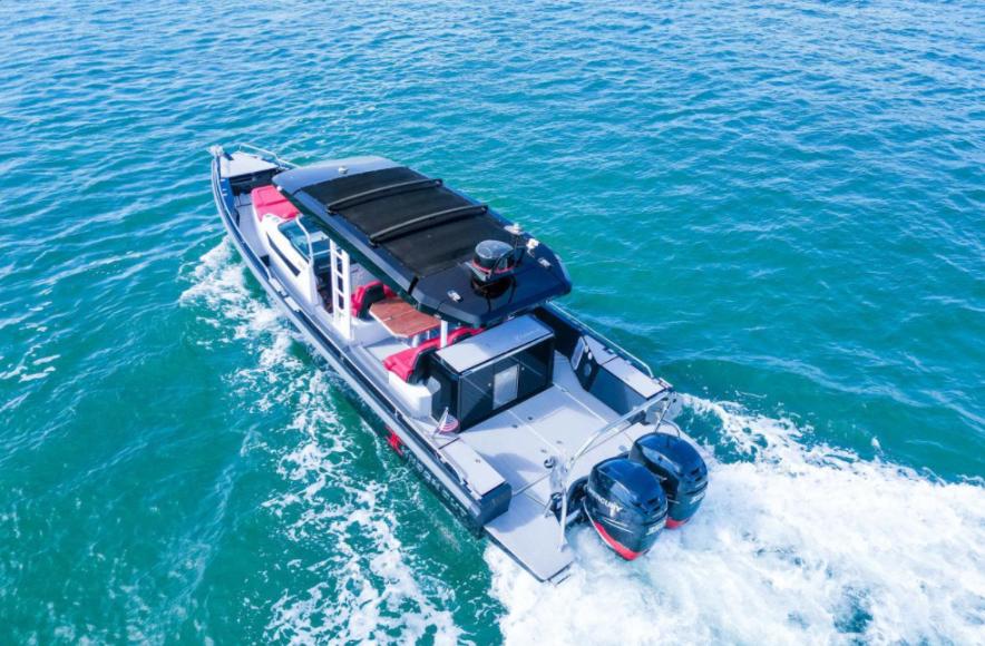 2018 Axopar 37 Sun-Top