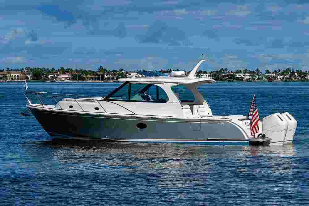 2023 Hinckley Yachts Sport Boat 40X