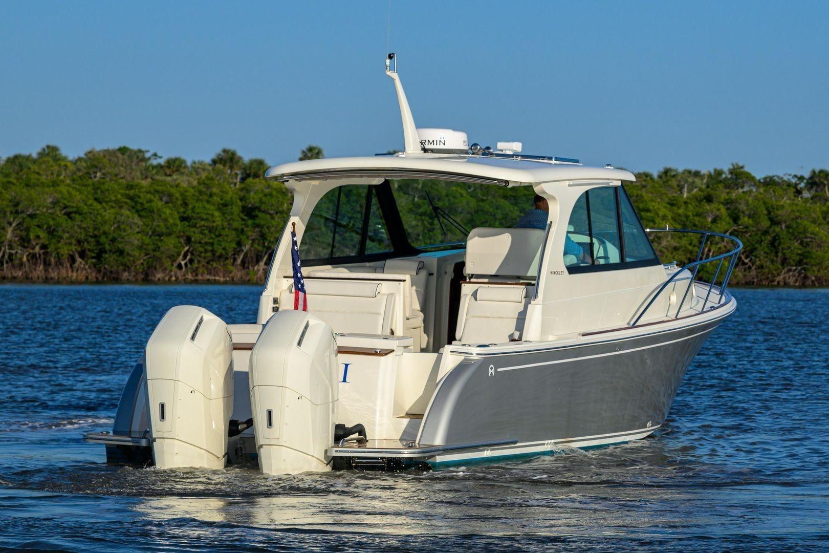 Hinckley Yachts Sport Boat 40X For Sale