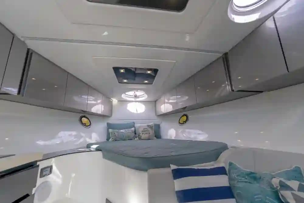 2022 Schaefer Yachts 375 HT for Sale in Miami, Florida Express Cruiser 2