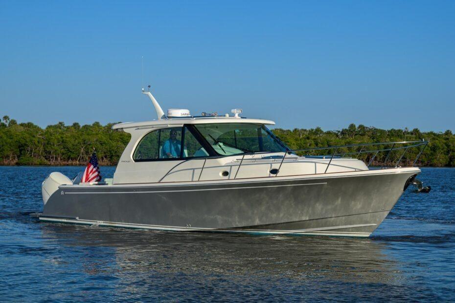 Hinckley Yachts Sport Boat 40X For Sale
