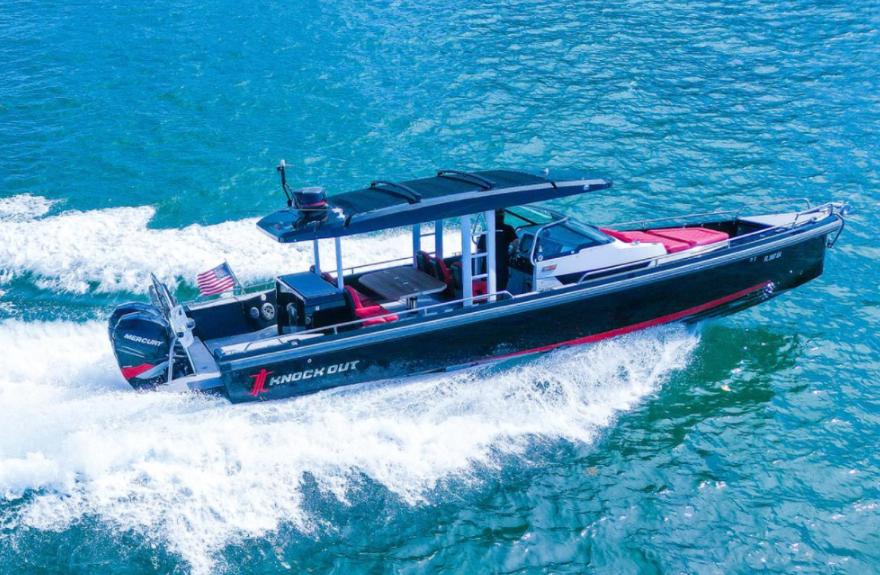 2018 Axopar 37 Sun-Top