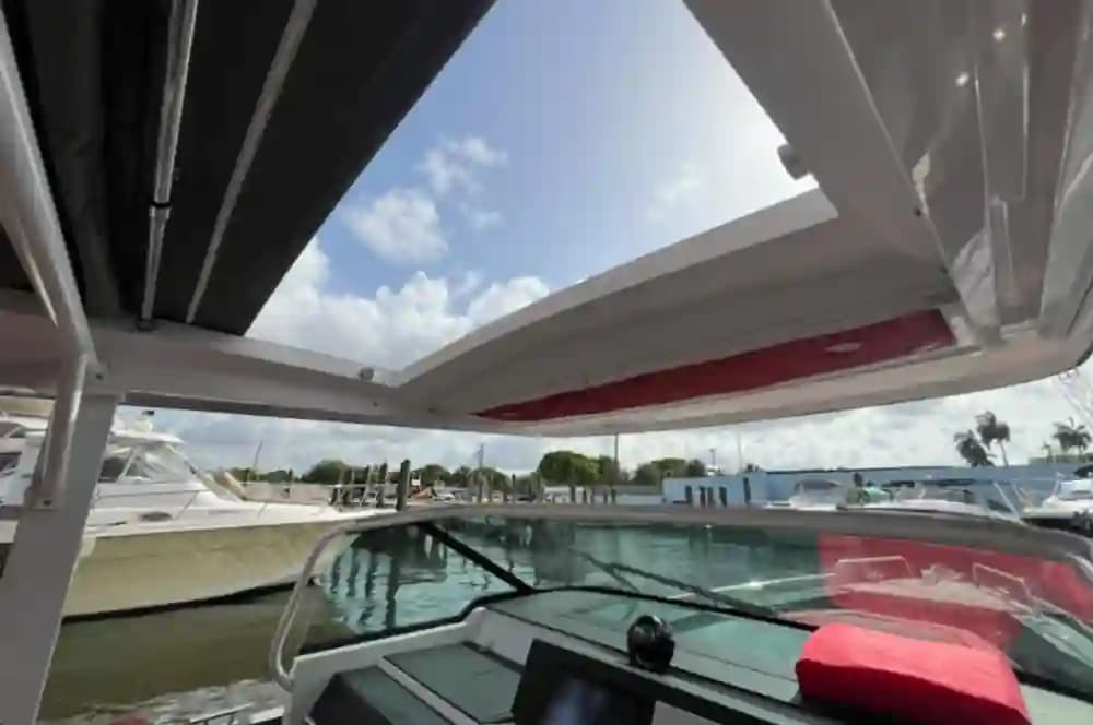 2018 Axopar 37 Sun-Top for Sale in Miami, Florida Walk-around Boats 3