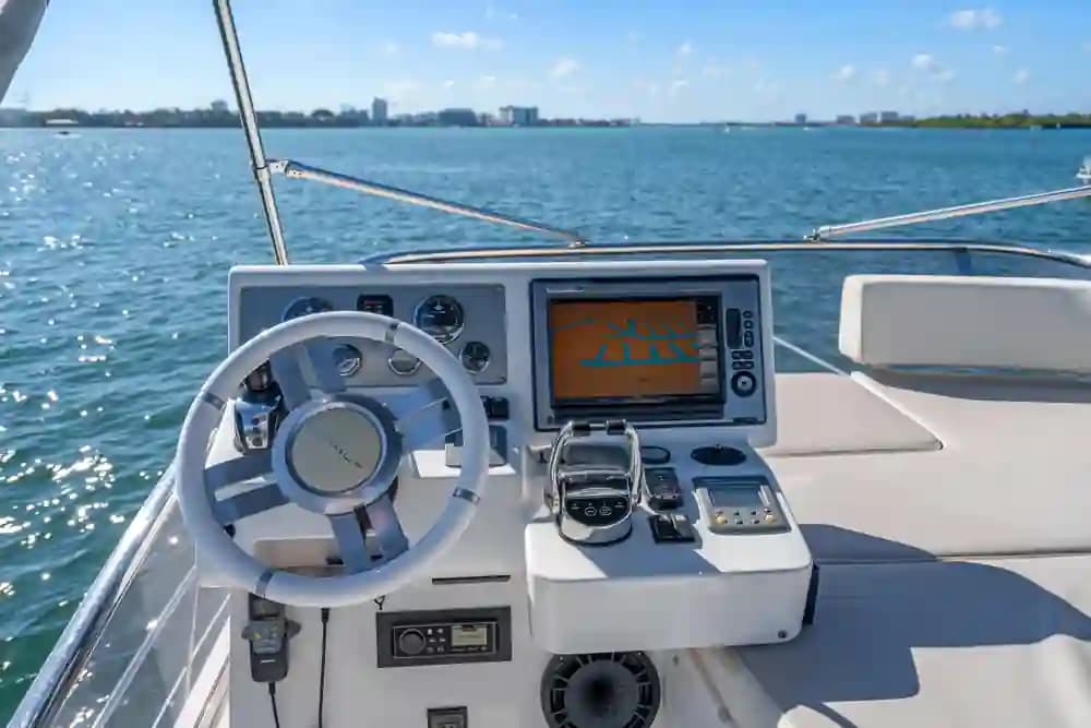 2013 Azimut 45 à vendre à Miami, Florida Flybridge 2
