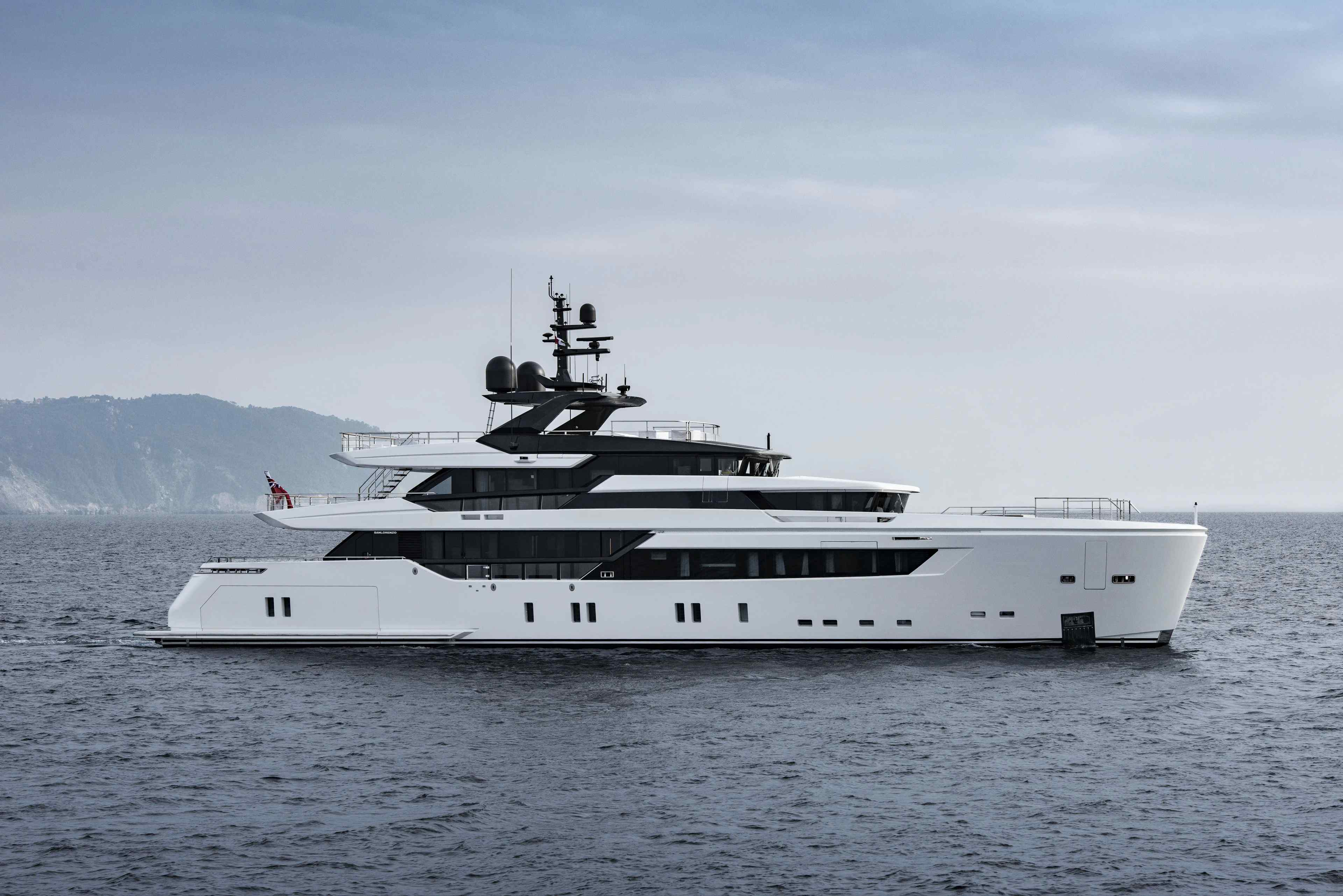 Yacht
