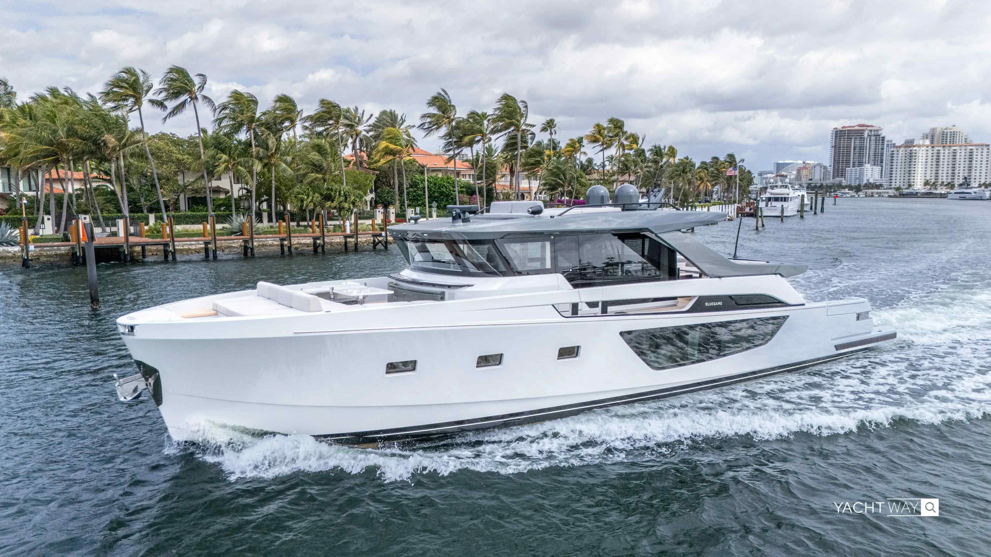 Yacht
