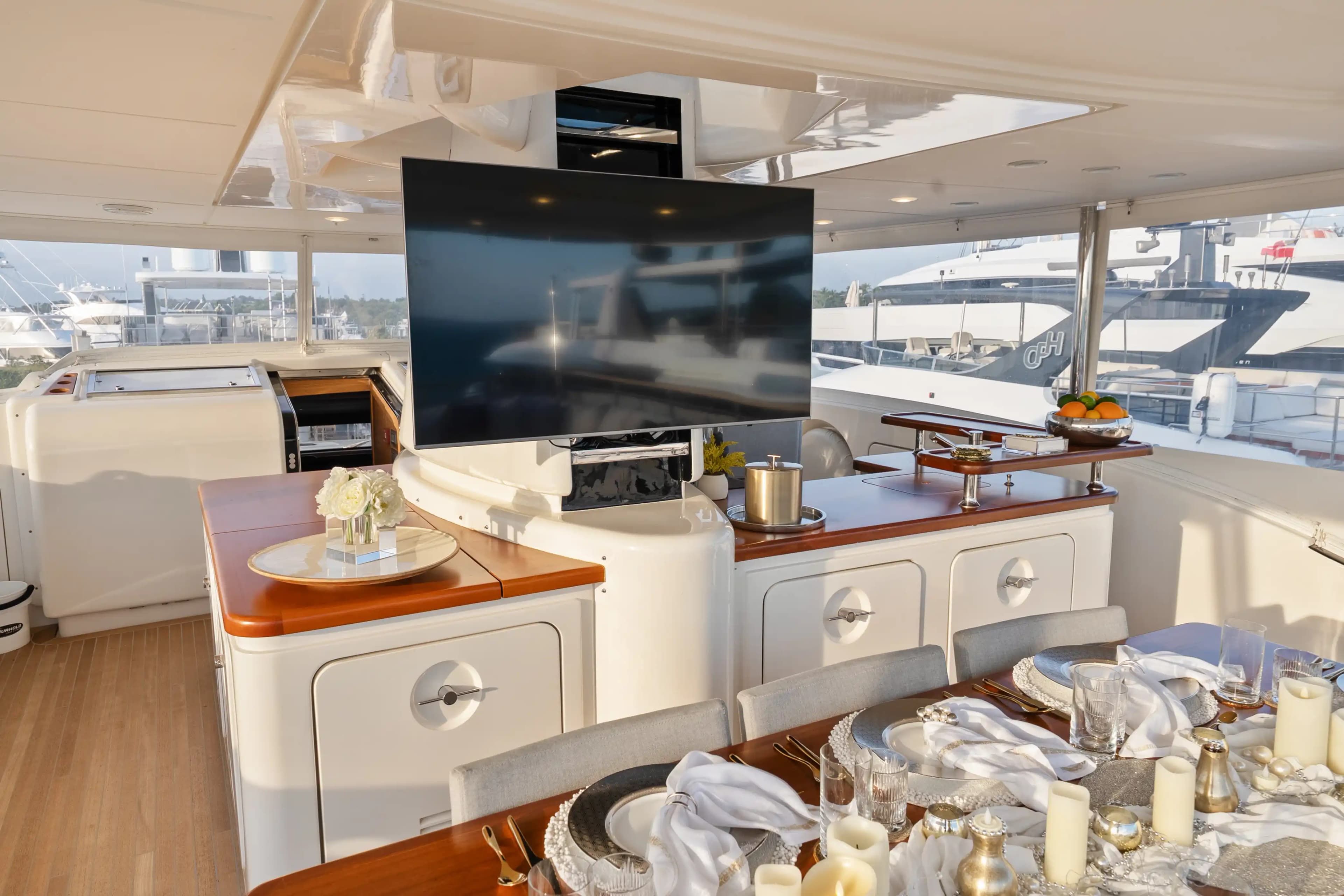 2012 Sanlorenzo SD92 for Sale in Fort Lauderdale, Florida Motor Yacht 3