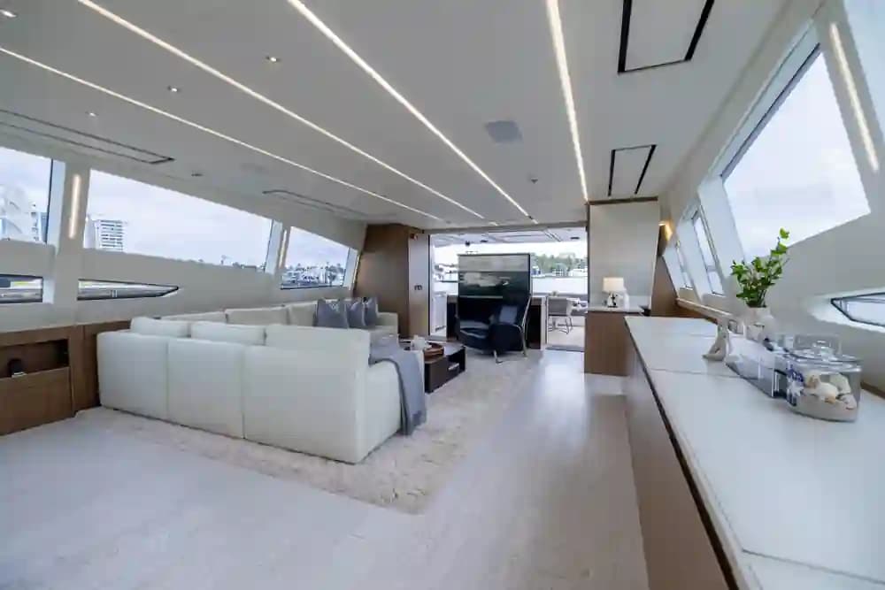 Pershing 108 te koop