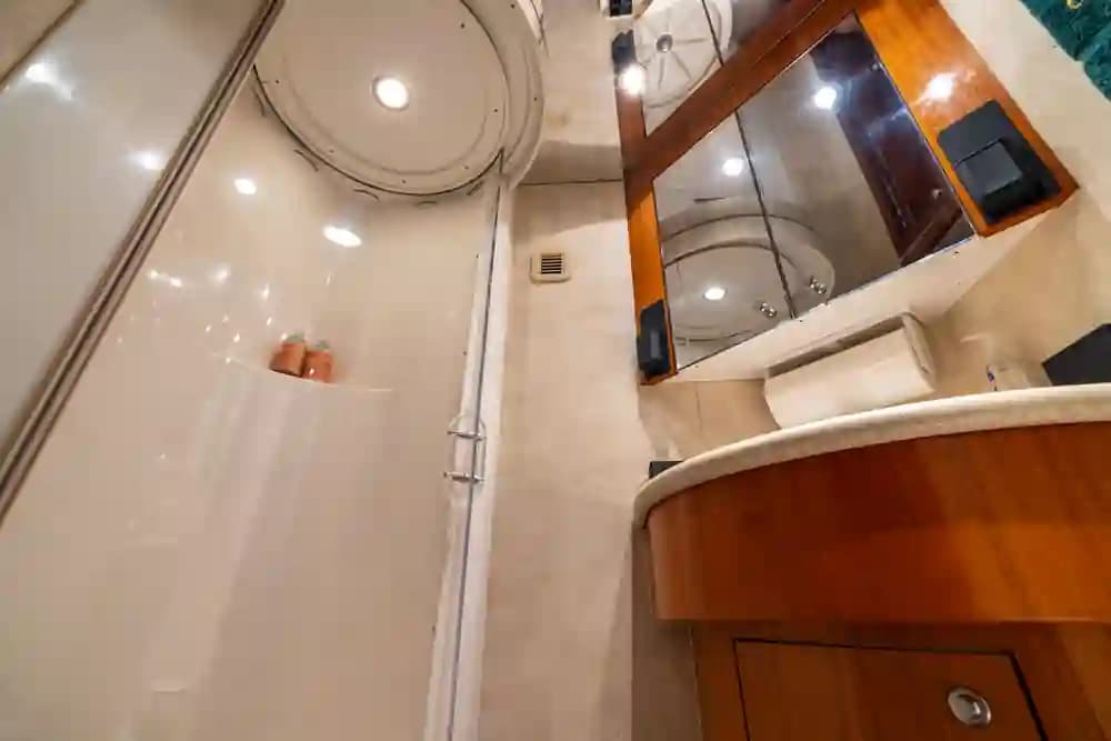 2005 Hatteras 80 Motor Yacht for Sale in Palm Beach, Florida Flybridge 3