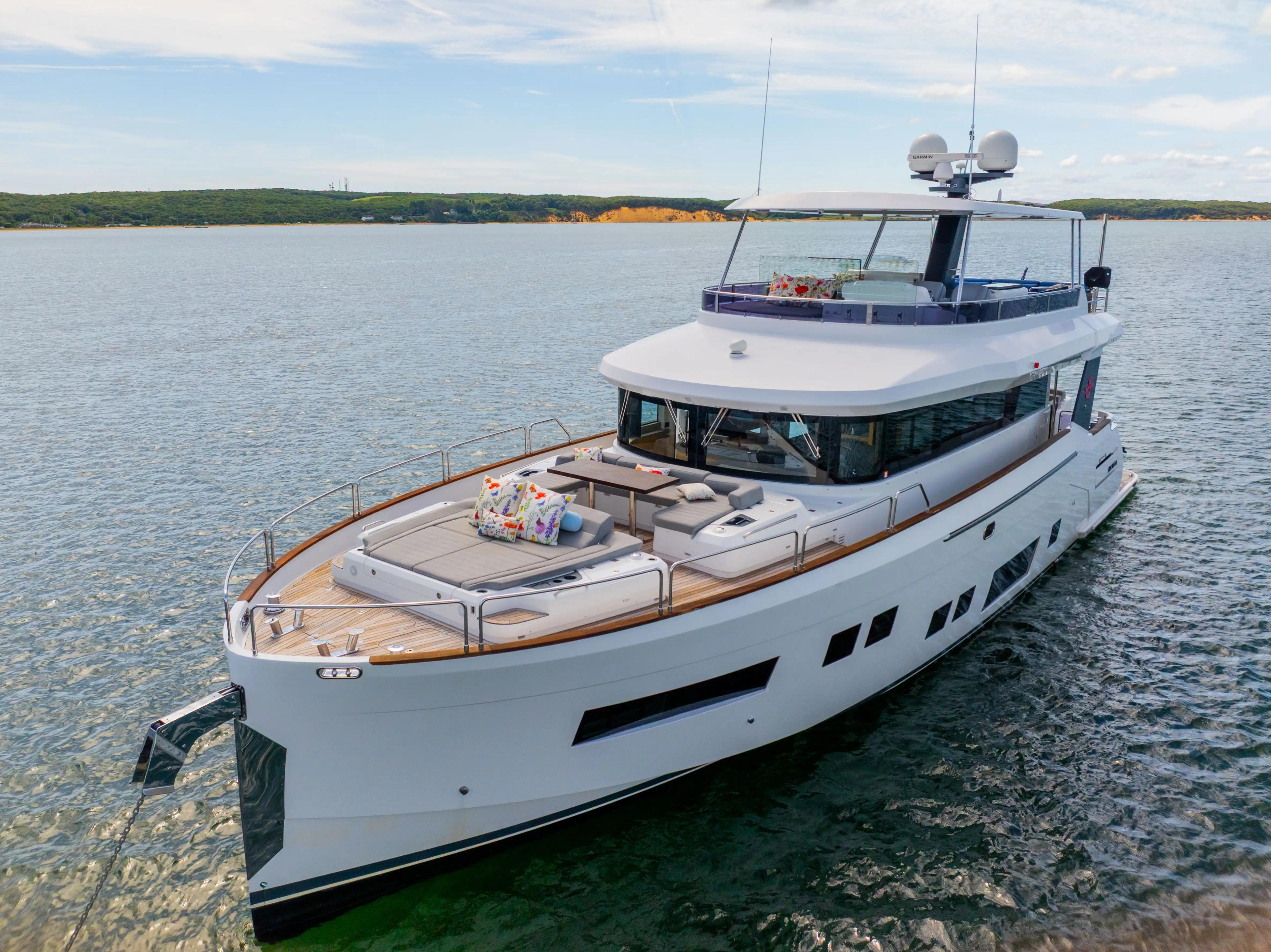 Sirena Yachts 64 For Sale