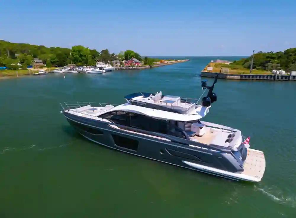 Azimut S7 For Sale