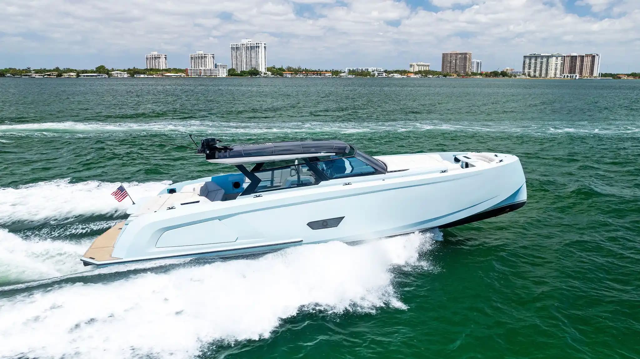 Vanquish Yachts VQ58 zum Verkauf