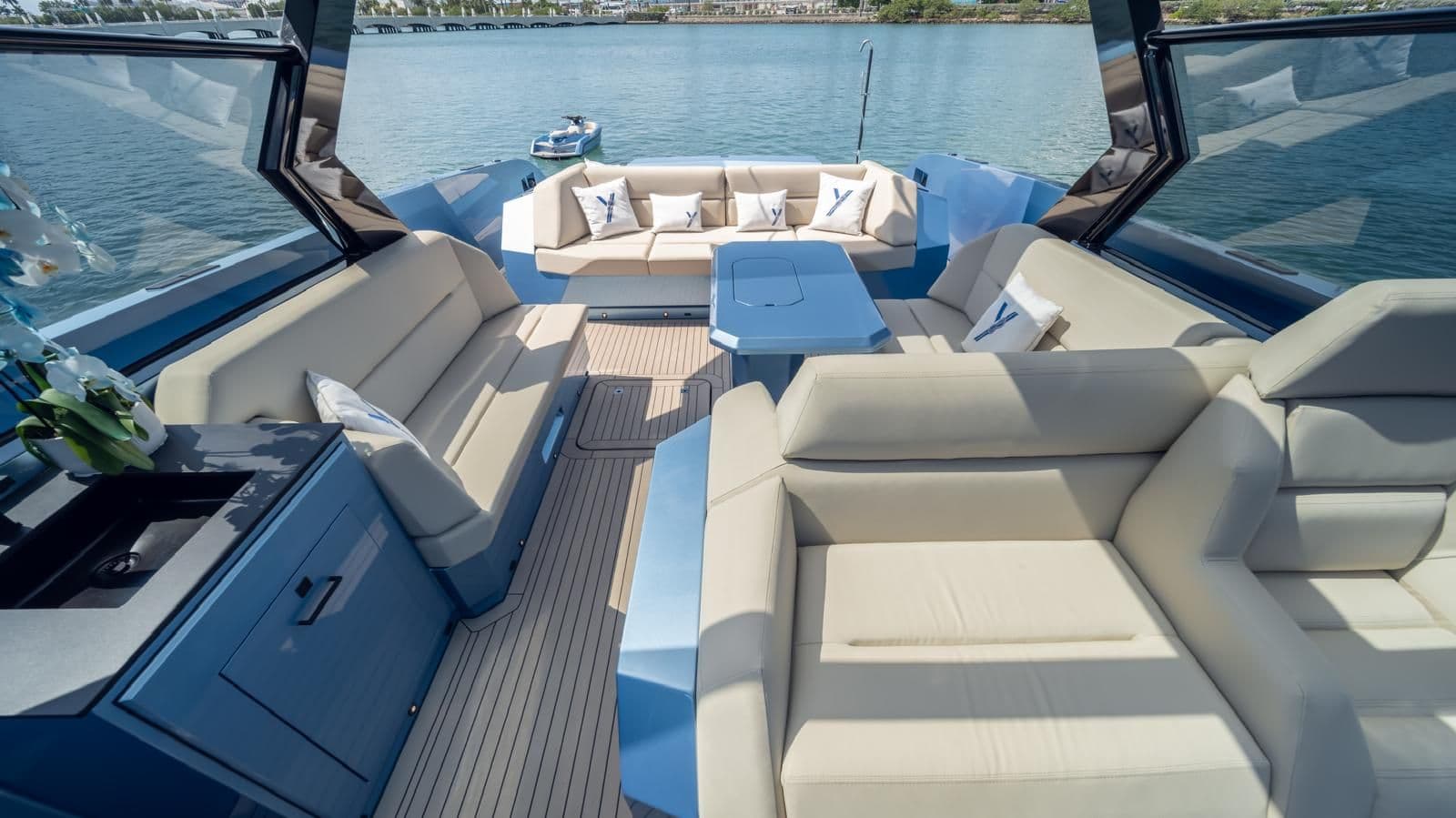 Vanquish Yachts VQ58 for Sale