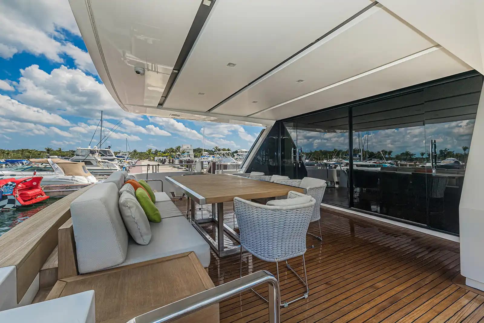 2014 Sanlorenzo SL104 for Sale in San Miguel de Cozumel, MX Motor Yacht 4