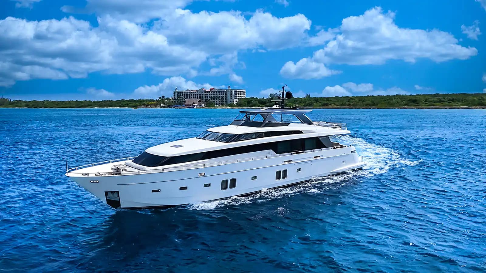Sanlorenzo SL104 for Sale