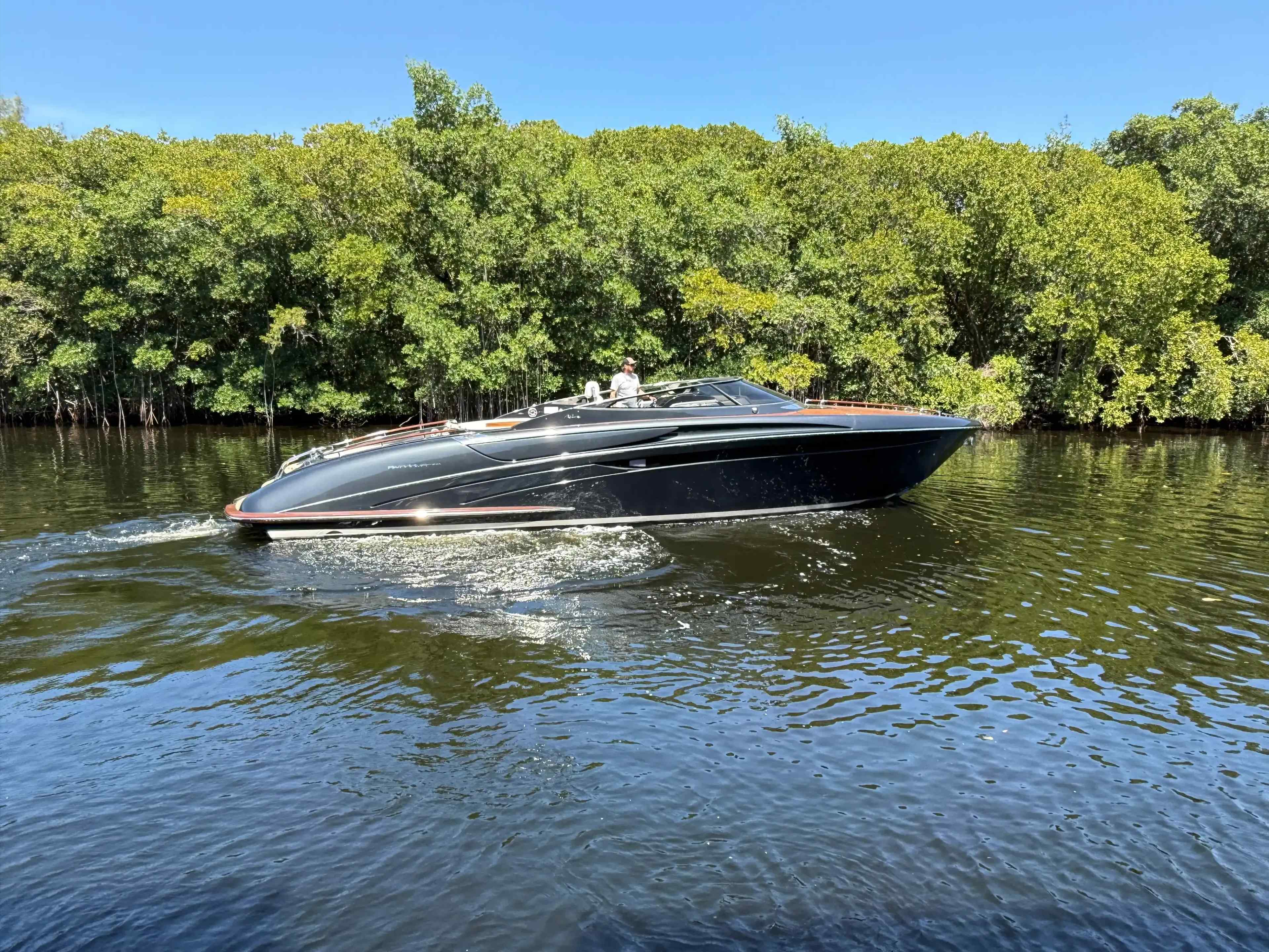 Yacht