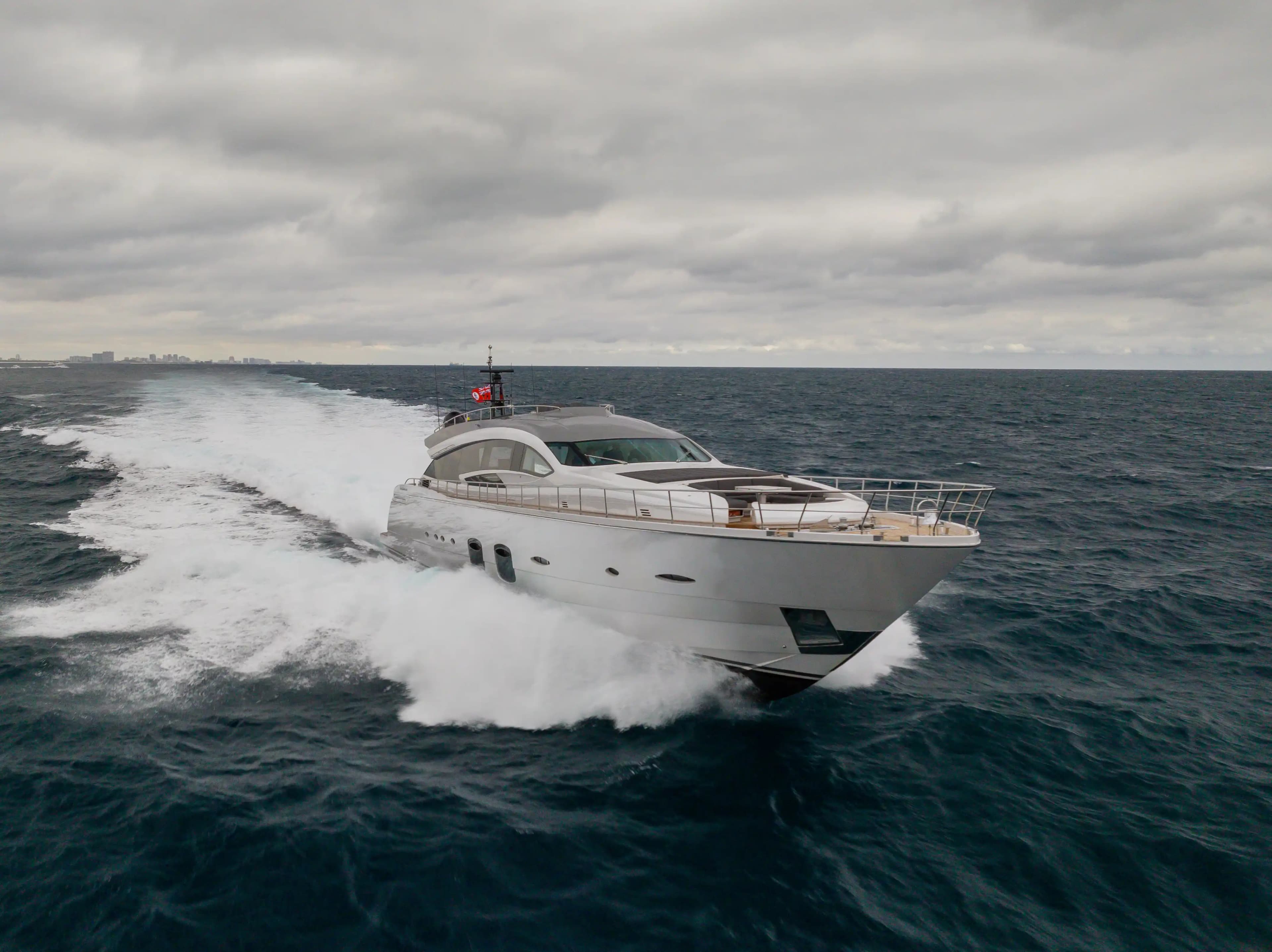 2018 Pershing 108 te koop in Sag Harbor, New York Motor Yacht 3