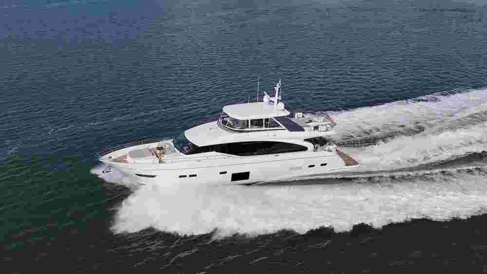 2019 Princess Yachts Y88