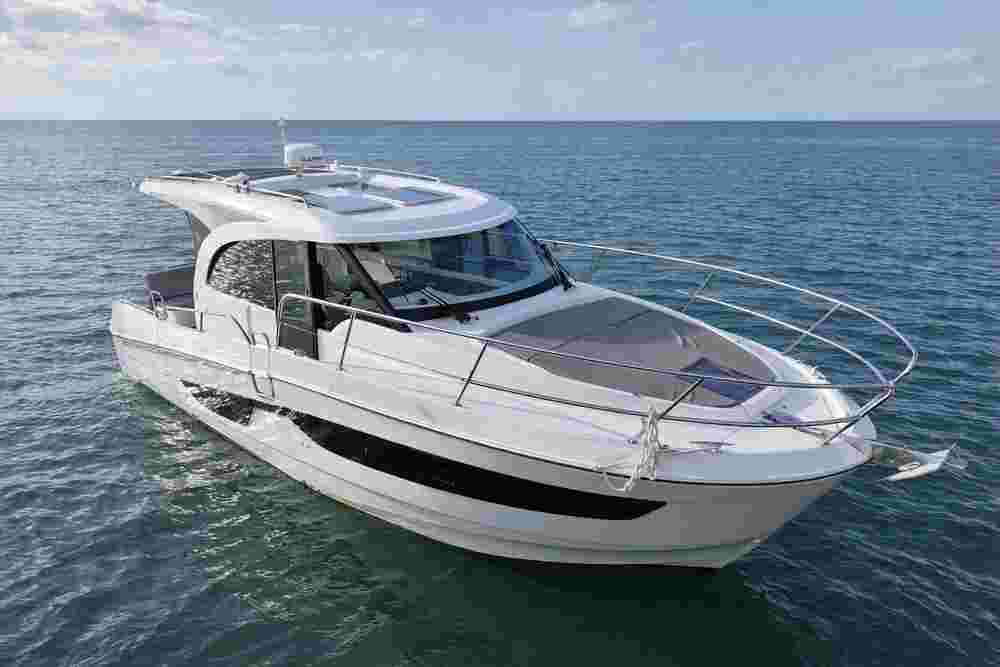 2022 Beneteau Antares 11