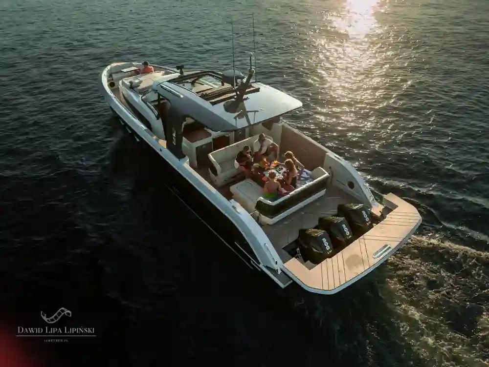 Wiszniewski Yachts W43 For Sale