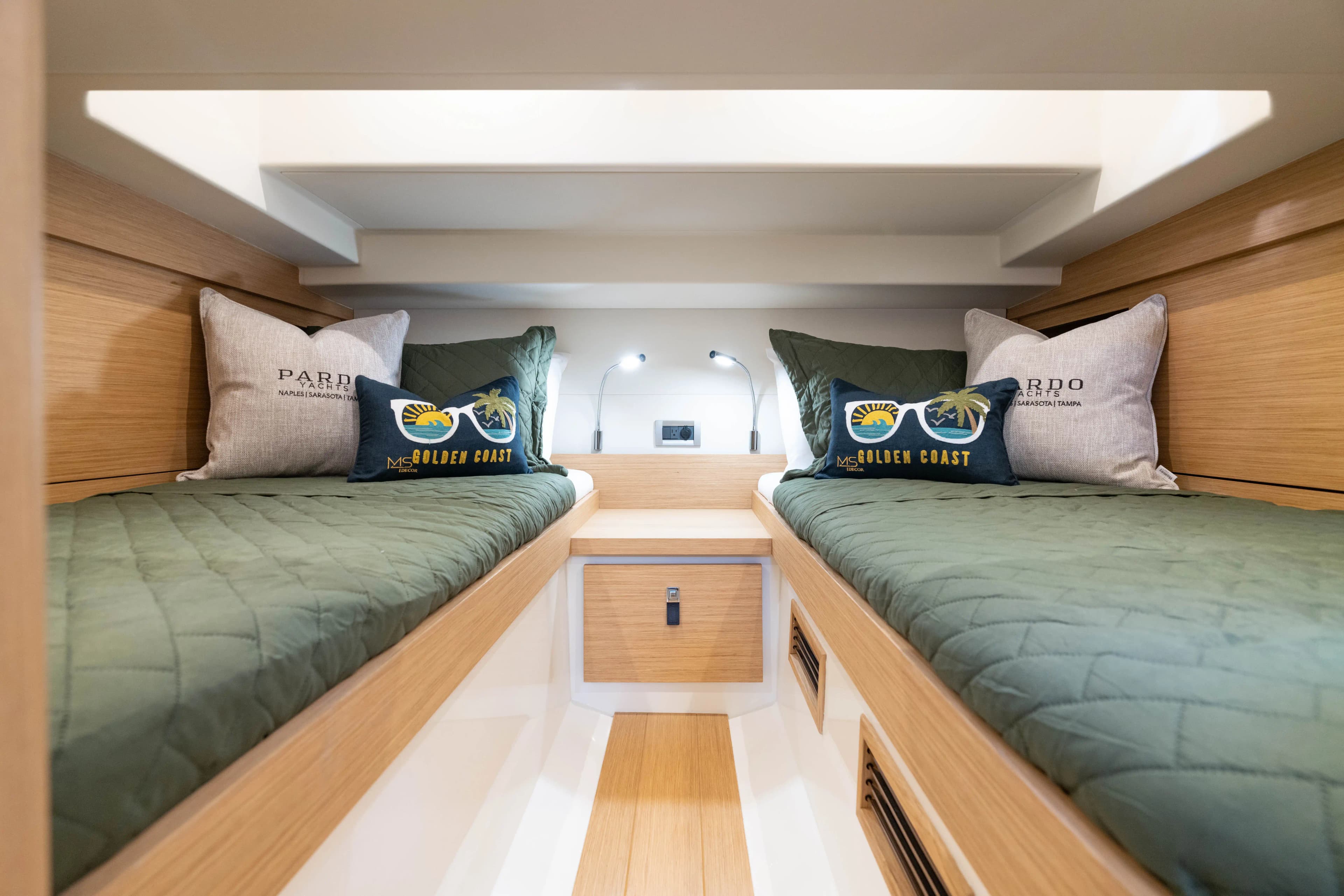 2022 Pardo Yachts P38 for Sale in Naples, Florida Center Console 3