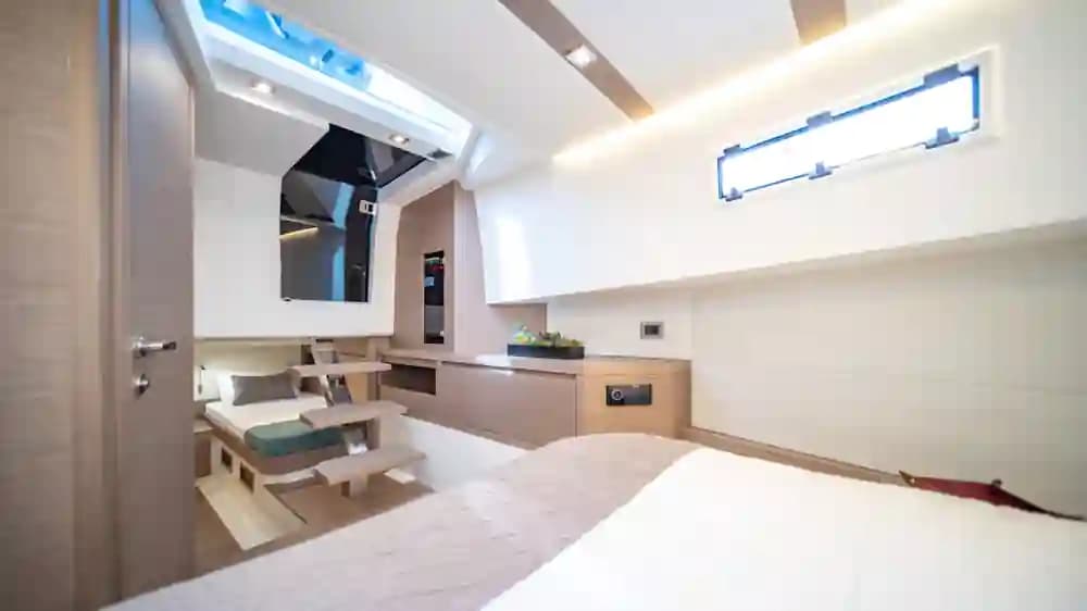 2025 Pardo Yachts P38 for Sale in Miami Beach, Florida Center Console 4