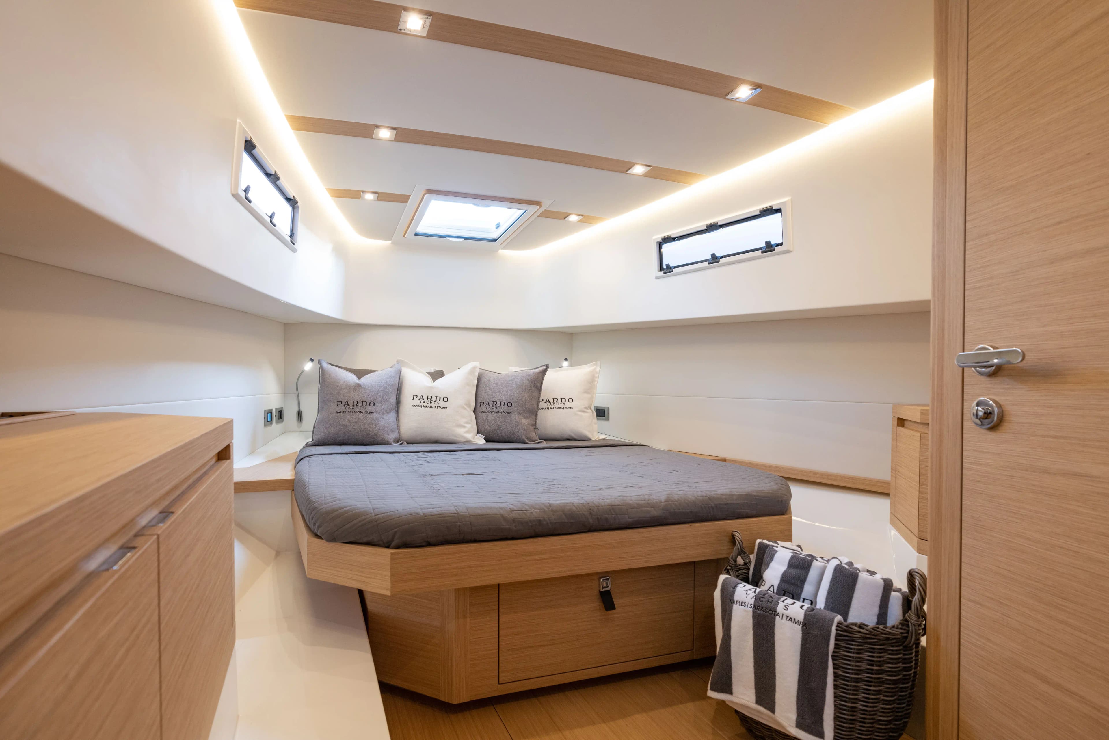 2022 Pardo Yachts P38 for Sale in Naples, Florida Center Console 1
