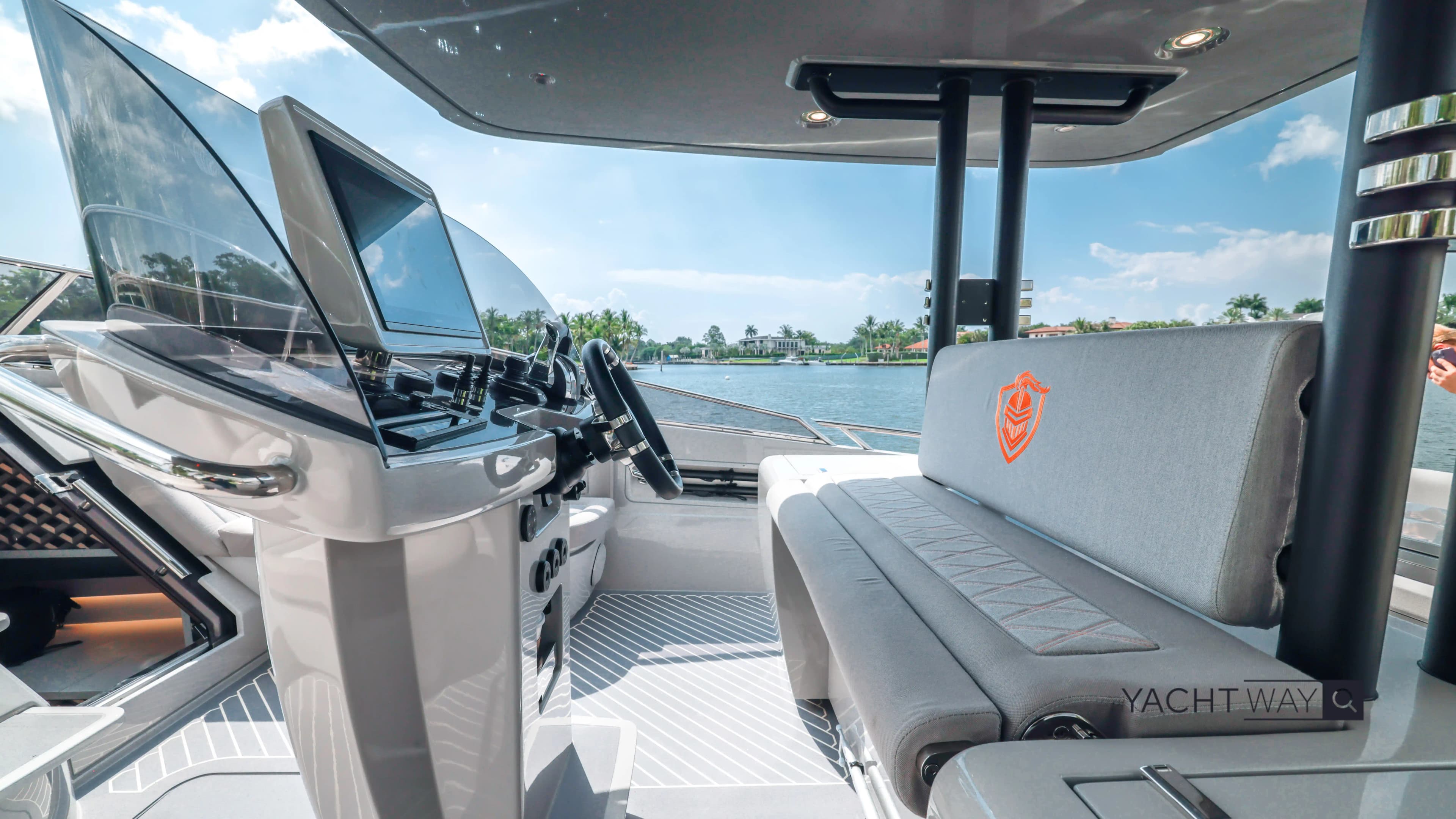 2020 Canados Yachts 431 Gladiator Vendido en Miami, Florida Center Console 5