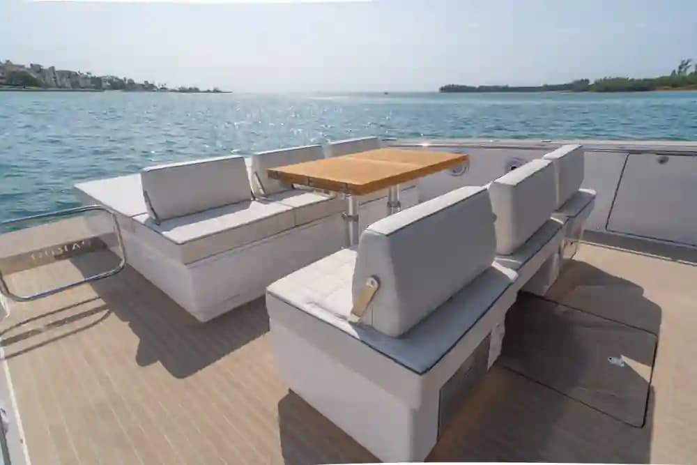 2024 Pardo Yachts P43 Venduto a Miami, Florida Walk-around Boats 4