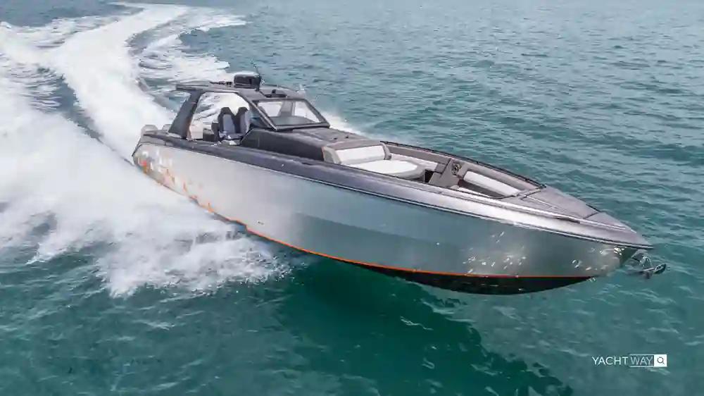 Cigarette Racing 42' Auroris For Sale