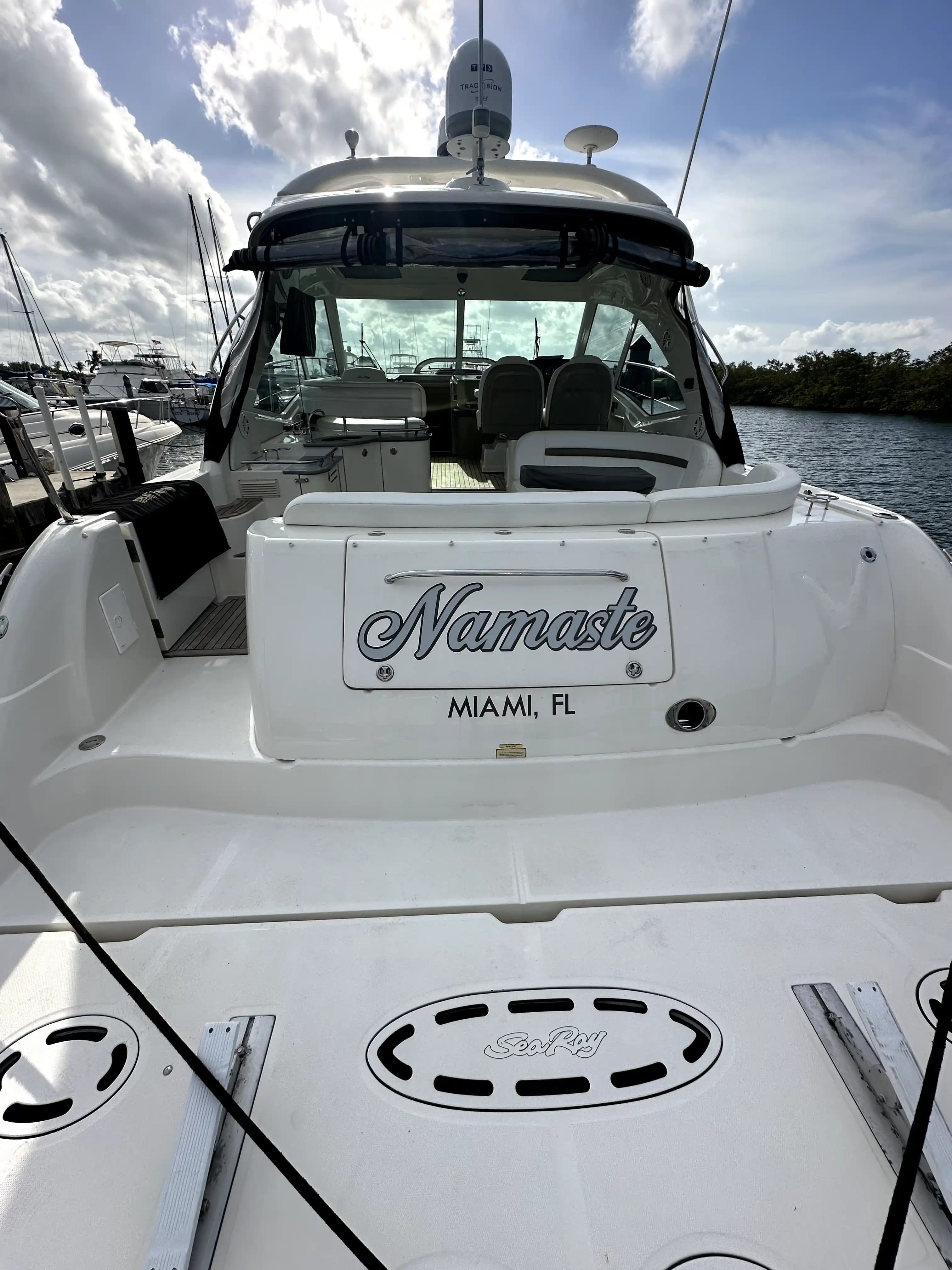 2005 Sea Ray 48 Sundancer for Sale in Miami, Florida Cruiser 2