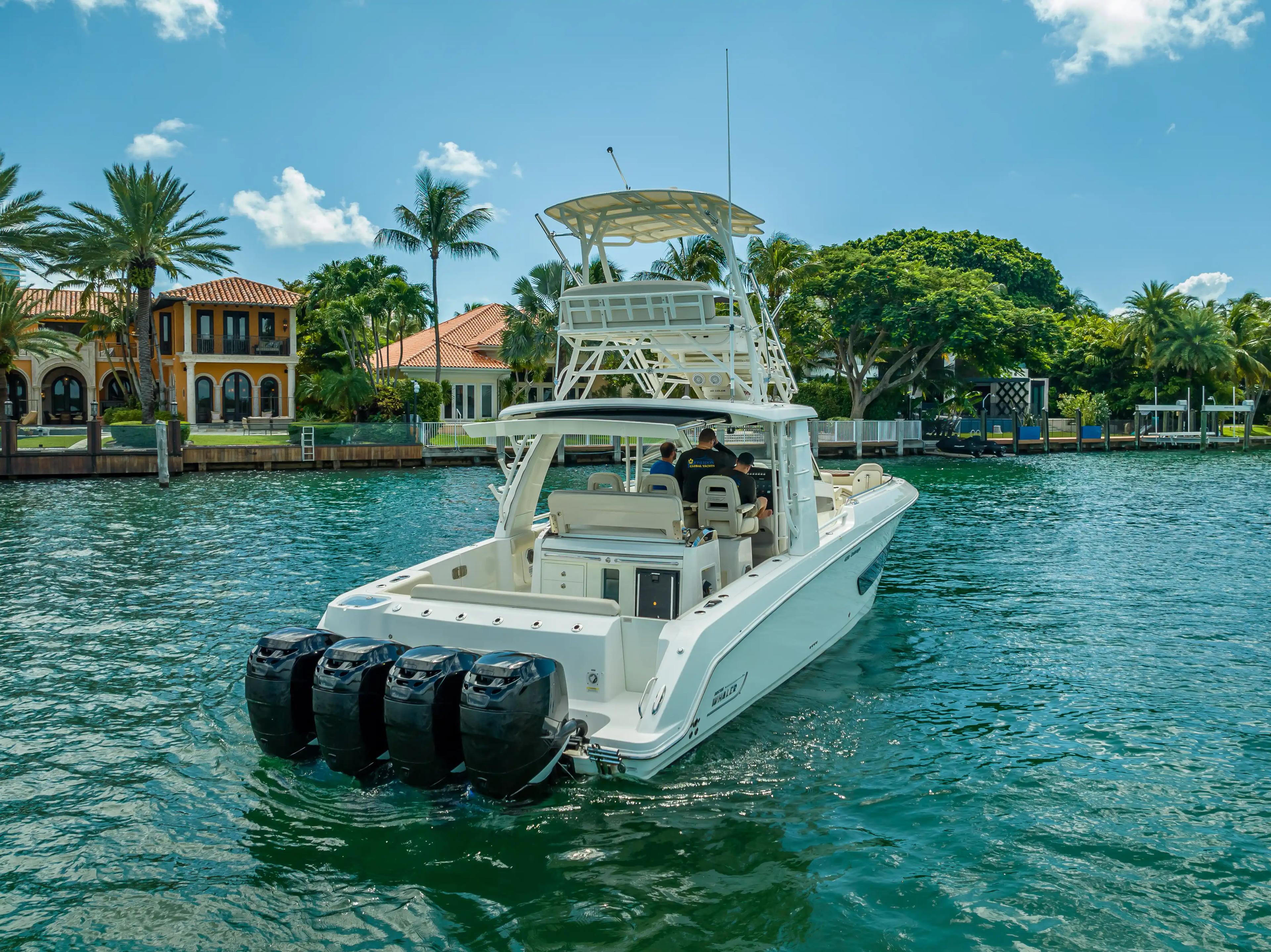 Boston Whaler 420 Outrage For Sale