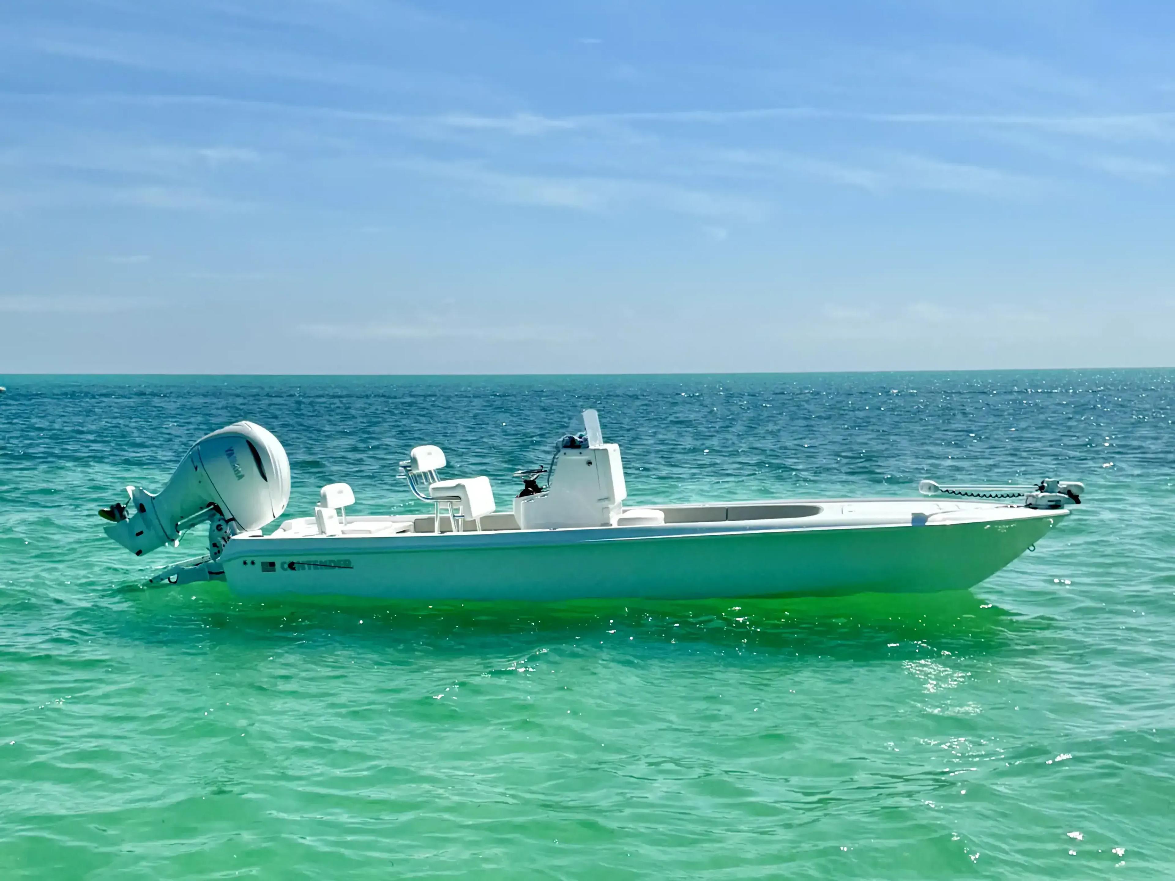 Contender 26 Bay zum Verkauf