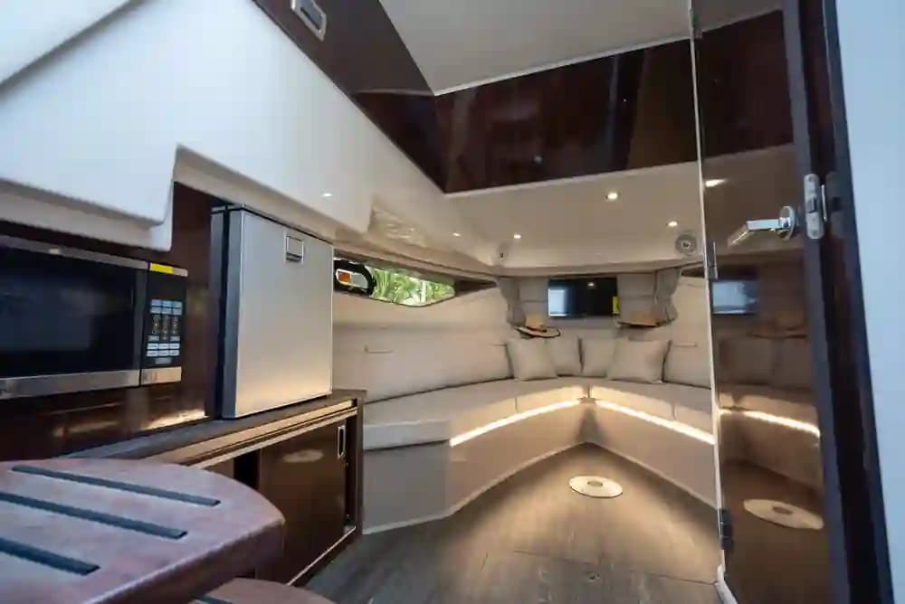 Sea Ray Sundancer 320 in vendita