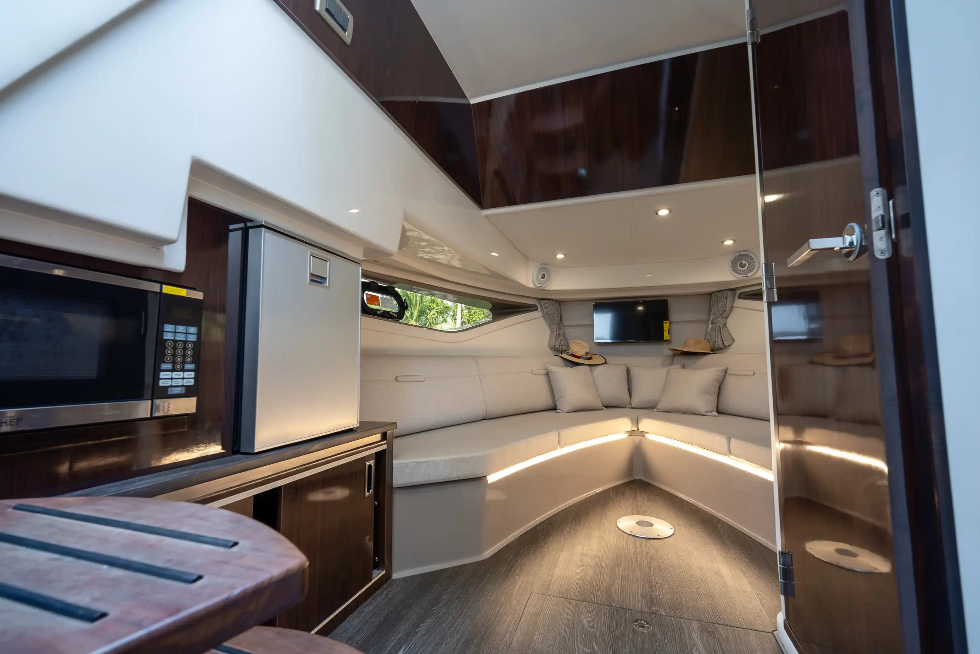 Sea Ray Sundancer 320 in vendita