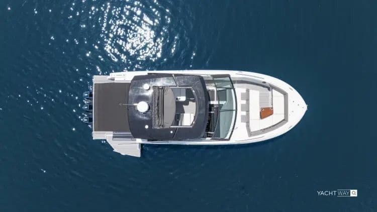 Cruisers Yachts 38 GLS OB for Sale