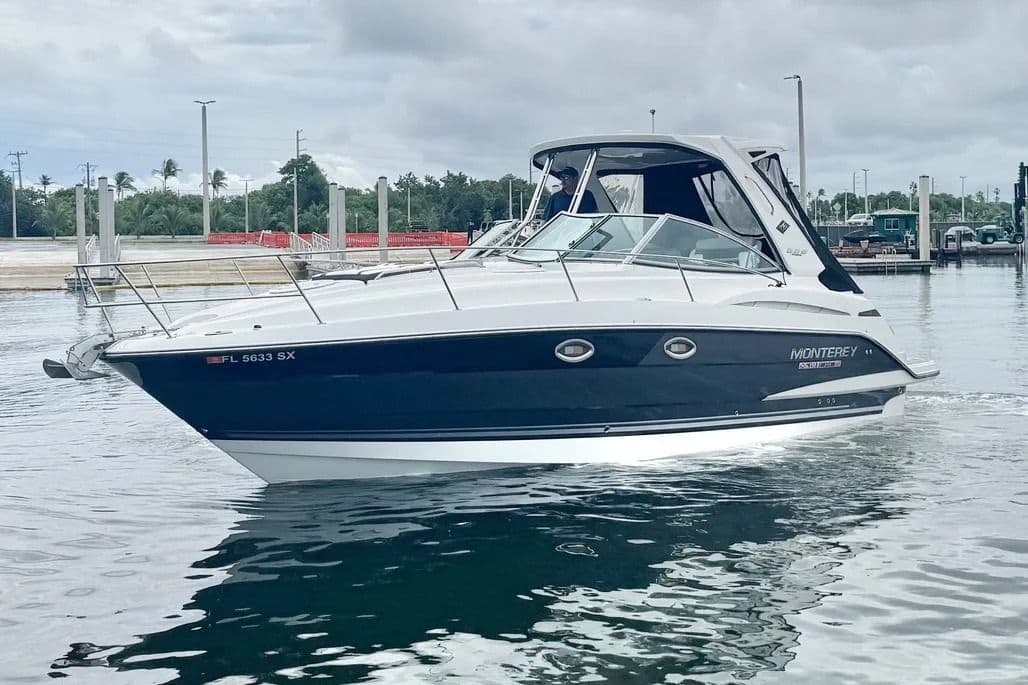Monterey 335 Sport Yacht for Sale