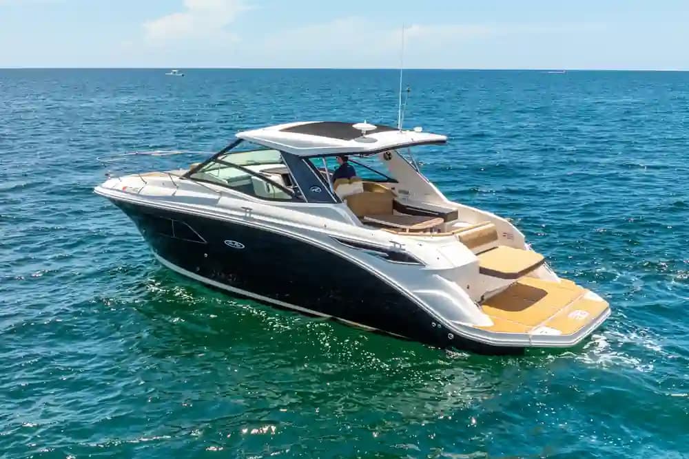 Sea Ray Sundancer 320 for Sale