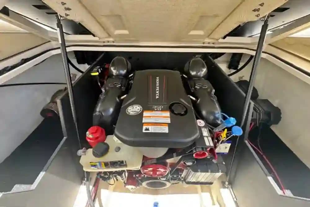 2020 Regal LS4 in vendita a North Miami, Florida Bowrider 4